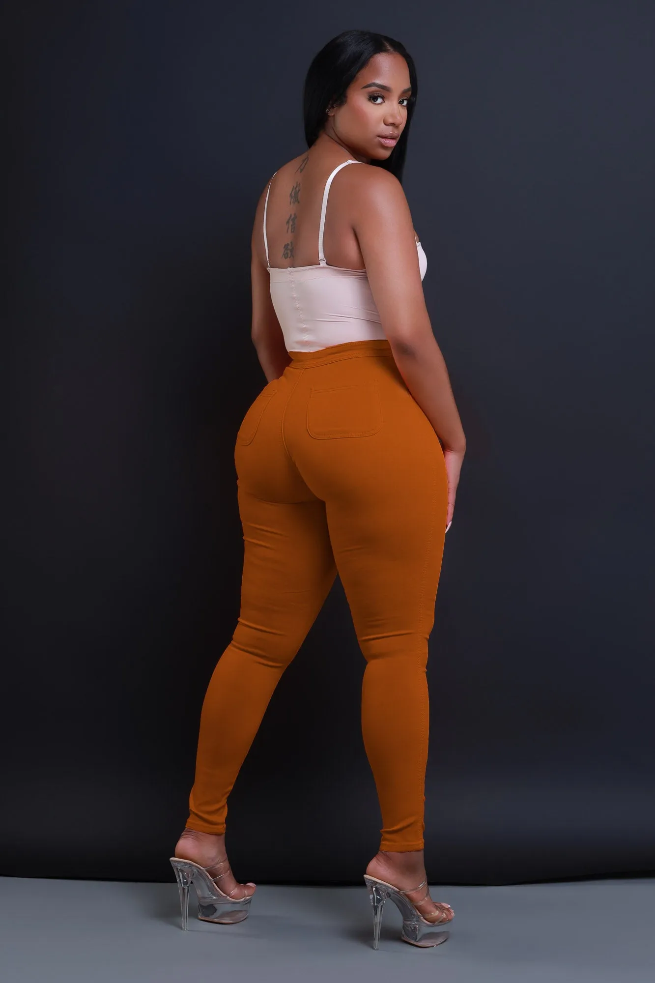 $15.99 Super Swank High Waist Stretchy Jeans - Caramel