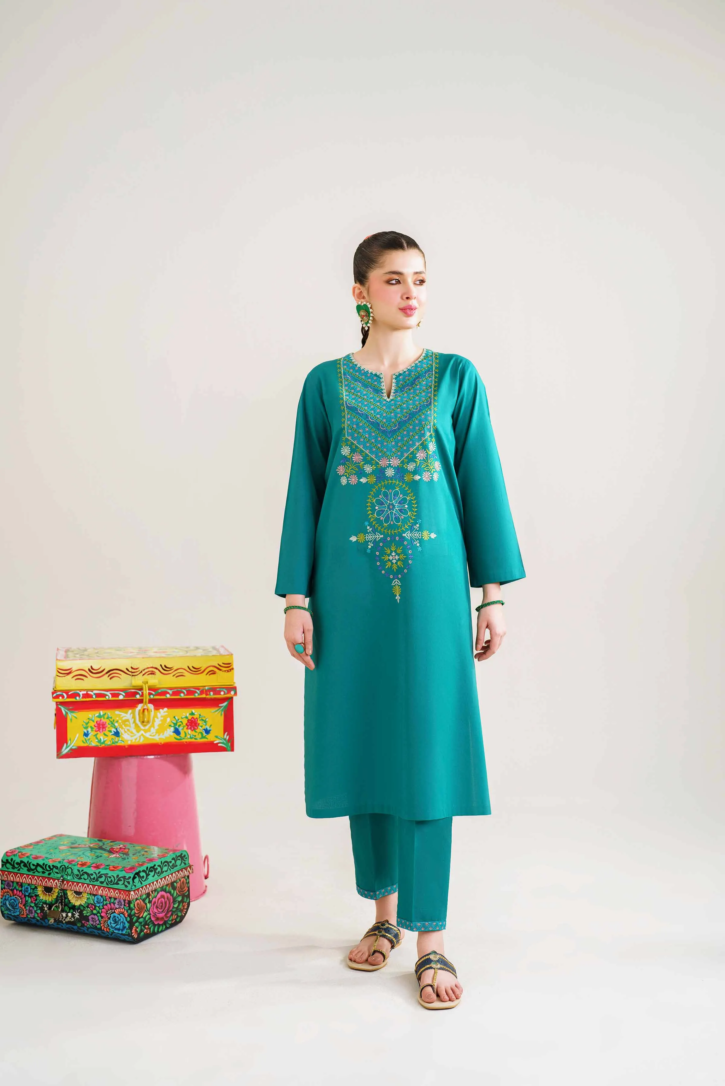 2 Piece - Embroidered Suit - PE24-118